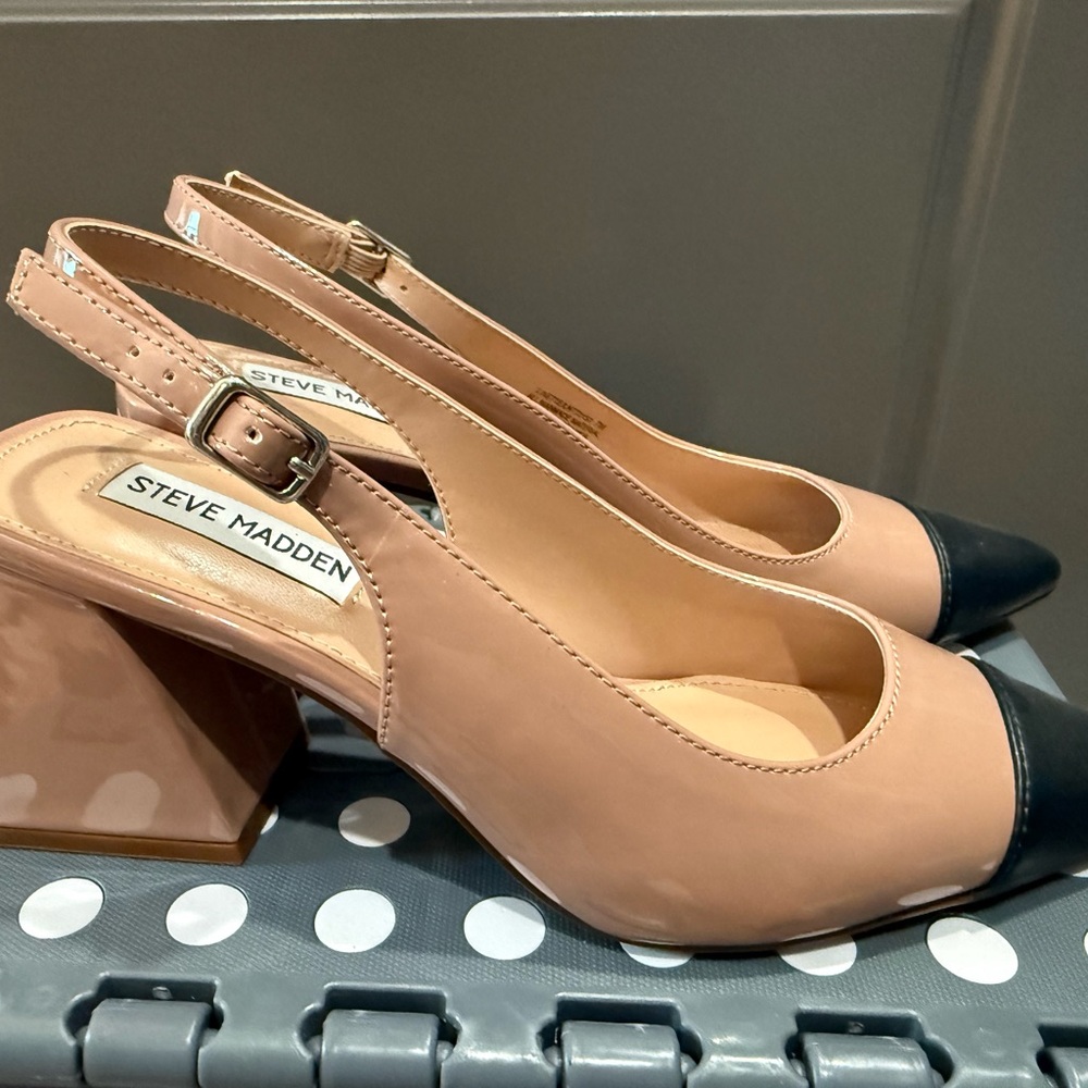 Steve Madden Black and Tan Slingback Heels